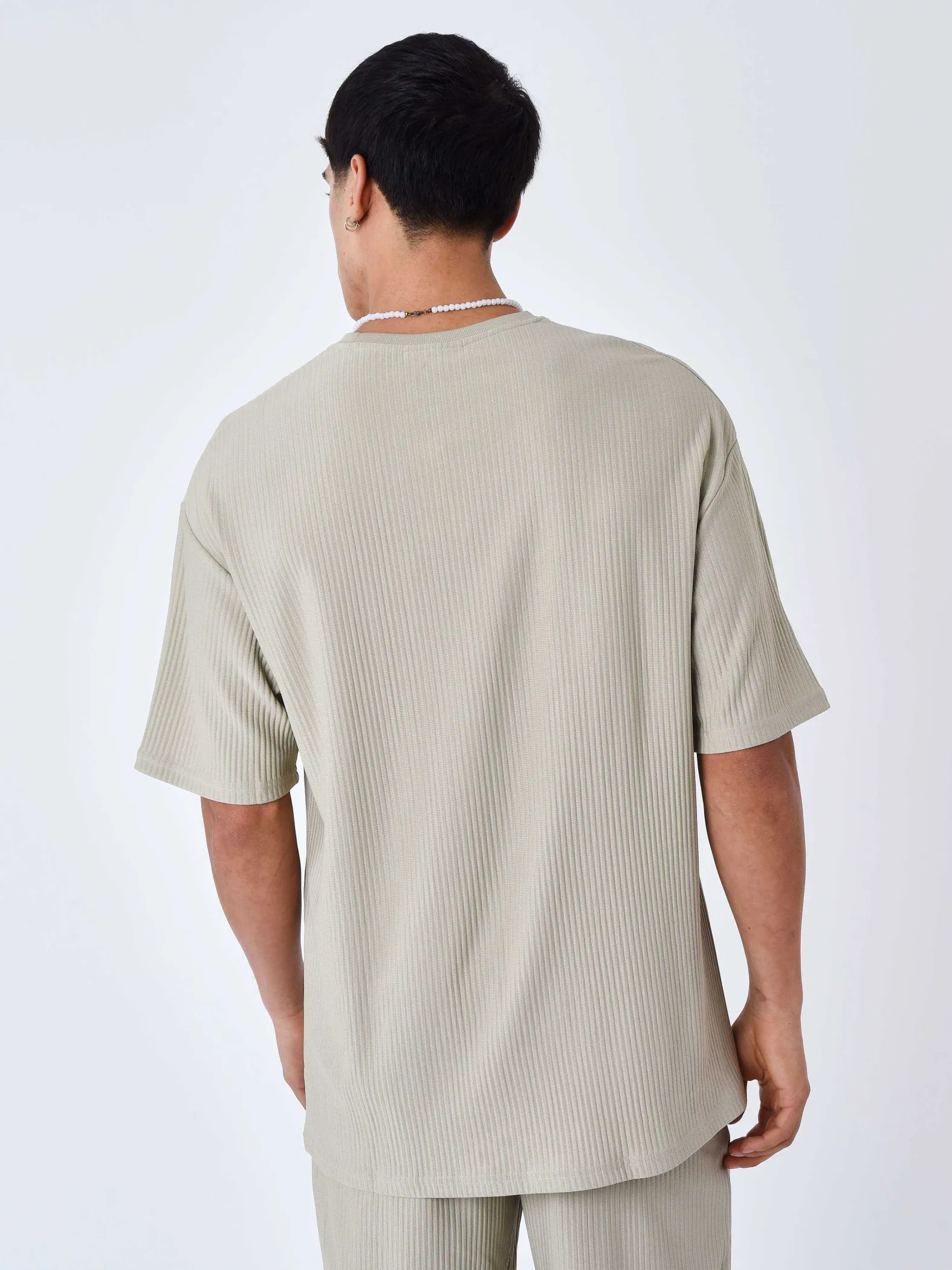 Camiseta lisa con textura