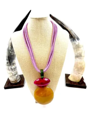 COLLARES MORADOS CON COLGANTE TRIBAL DE CUERNO EXOTISMO AFRICANO