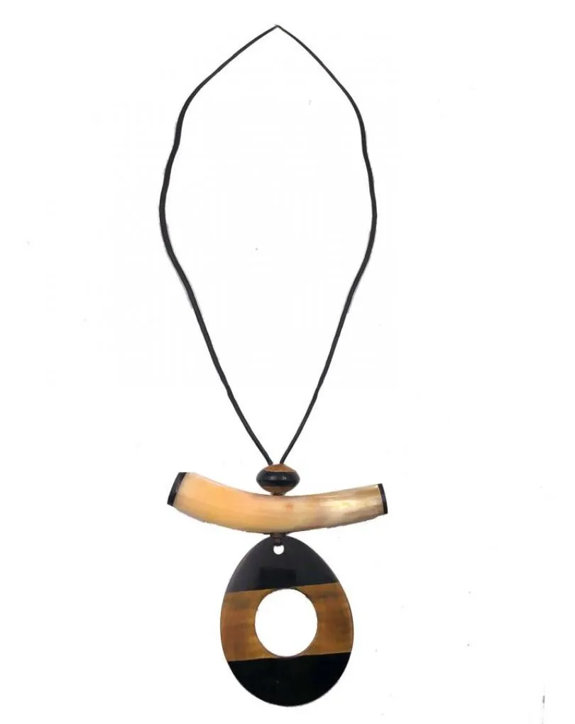 COLLARES ORIGINALES CON COLMILLO NATURAL DE BUFALO Y LAGRIMA